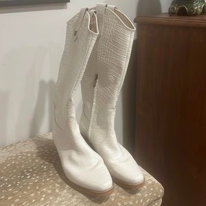 White sam Edelman boots!
